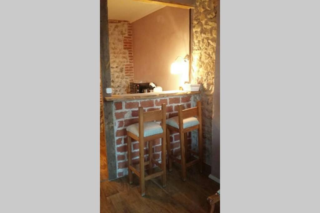 Charming Old Style Appartement Honfleur Buitenkant foto